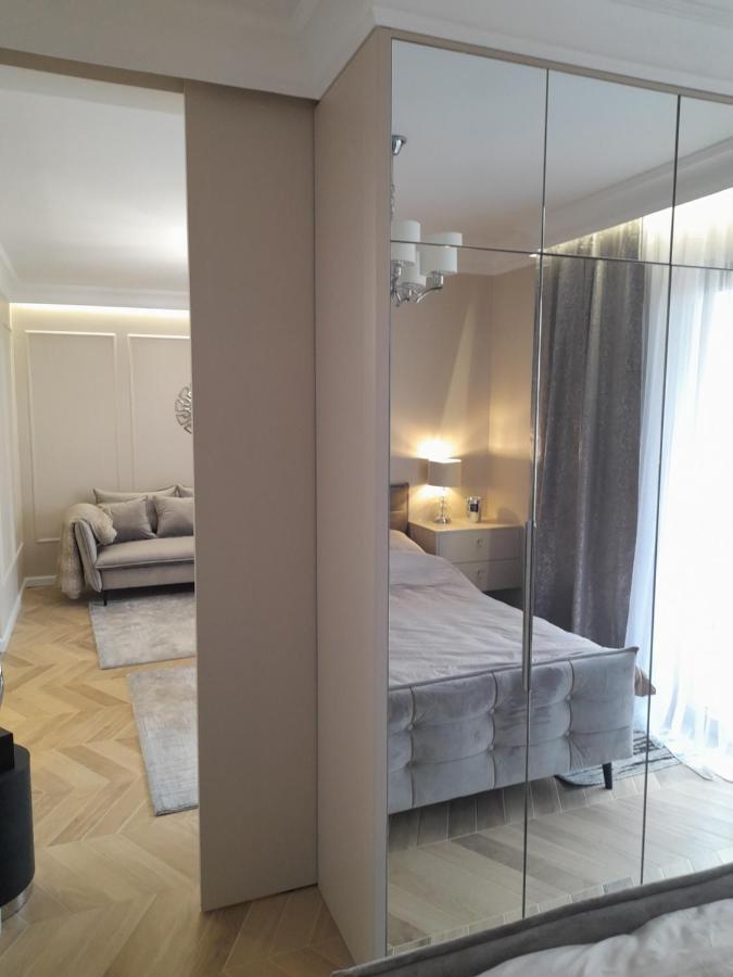 Beige Mood City Apartment Wroclaw Exterior photo